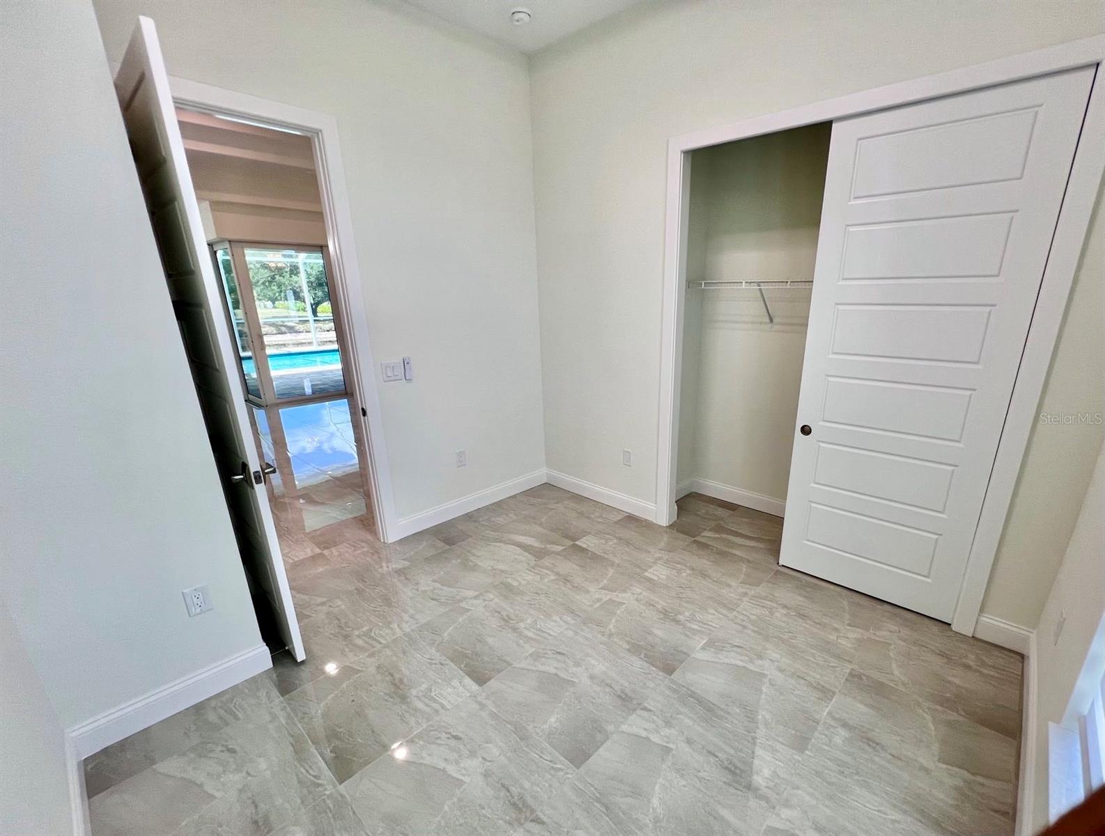 55 Rotonda Cir Property Photo 56