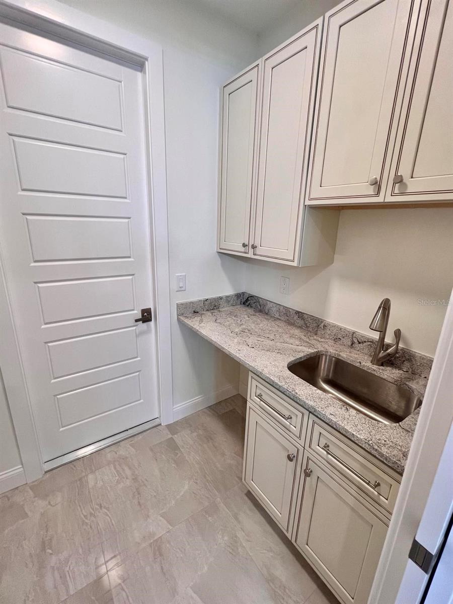 55 Rotonda Cir Property Photo 61
