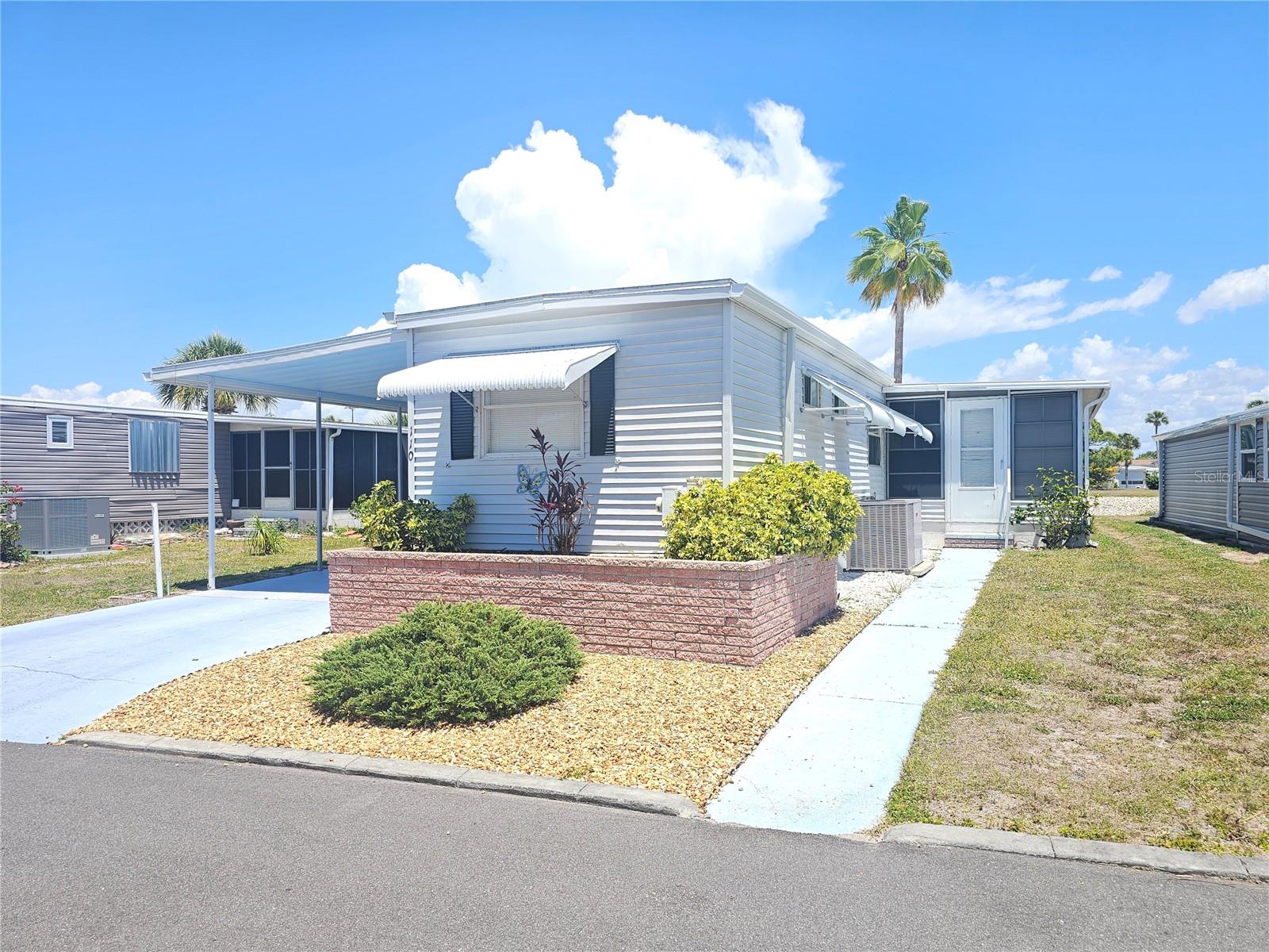 110 Roma Rd Property Photo 2