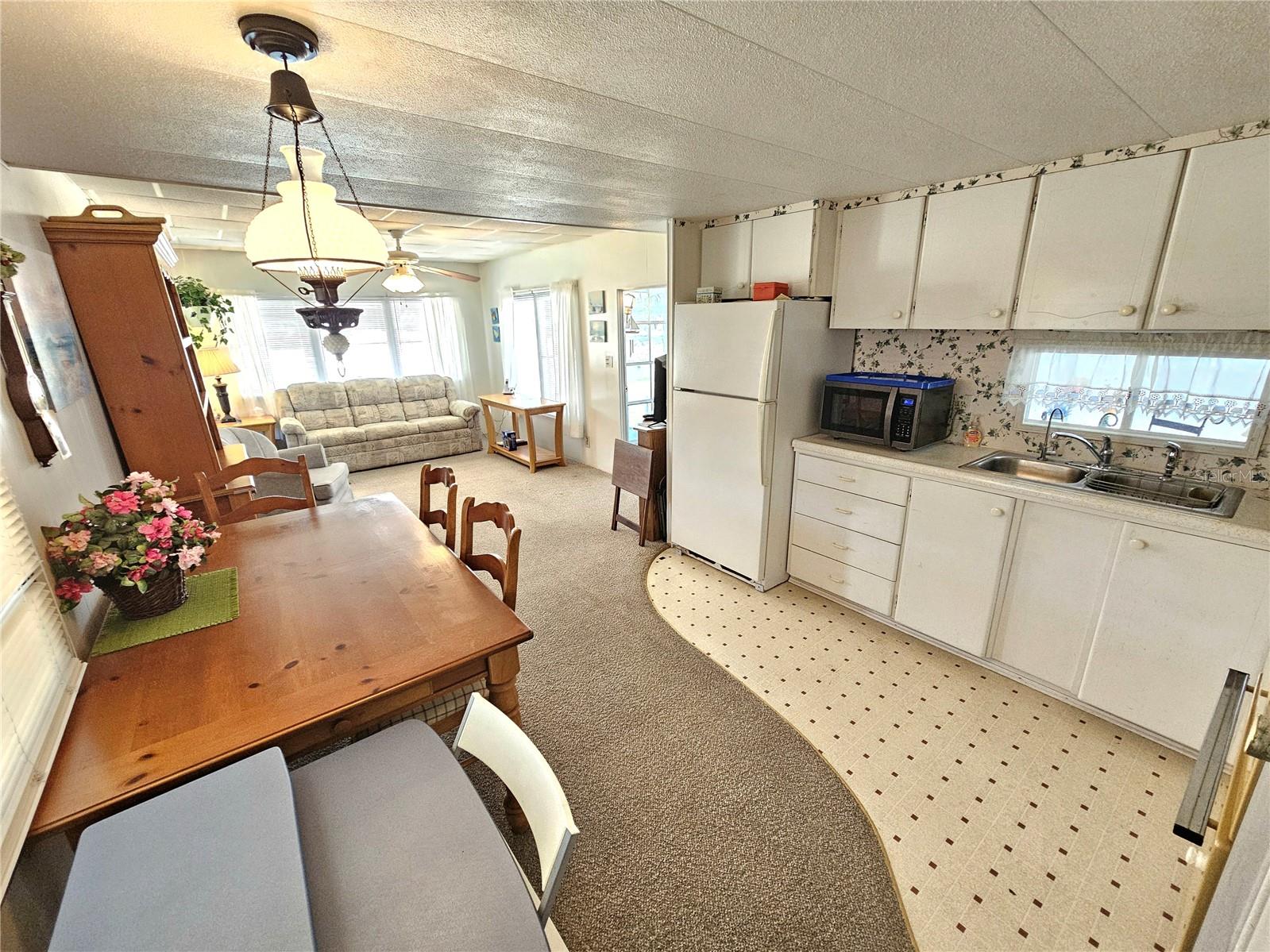 110 Roma Rd Property Photo 4