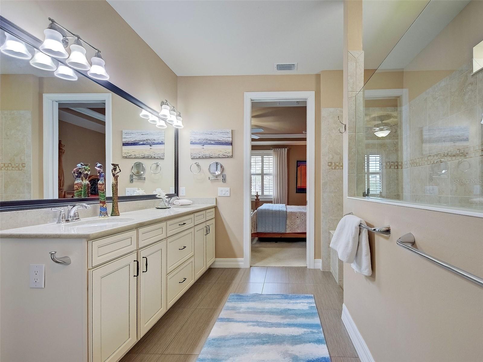 13861 Neviano St Property Photo 40