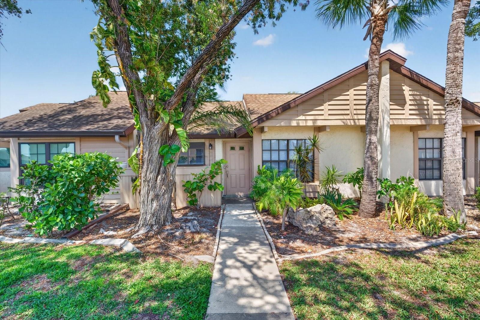 5261 BRASSY LOOP Property Photo 1