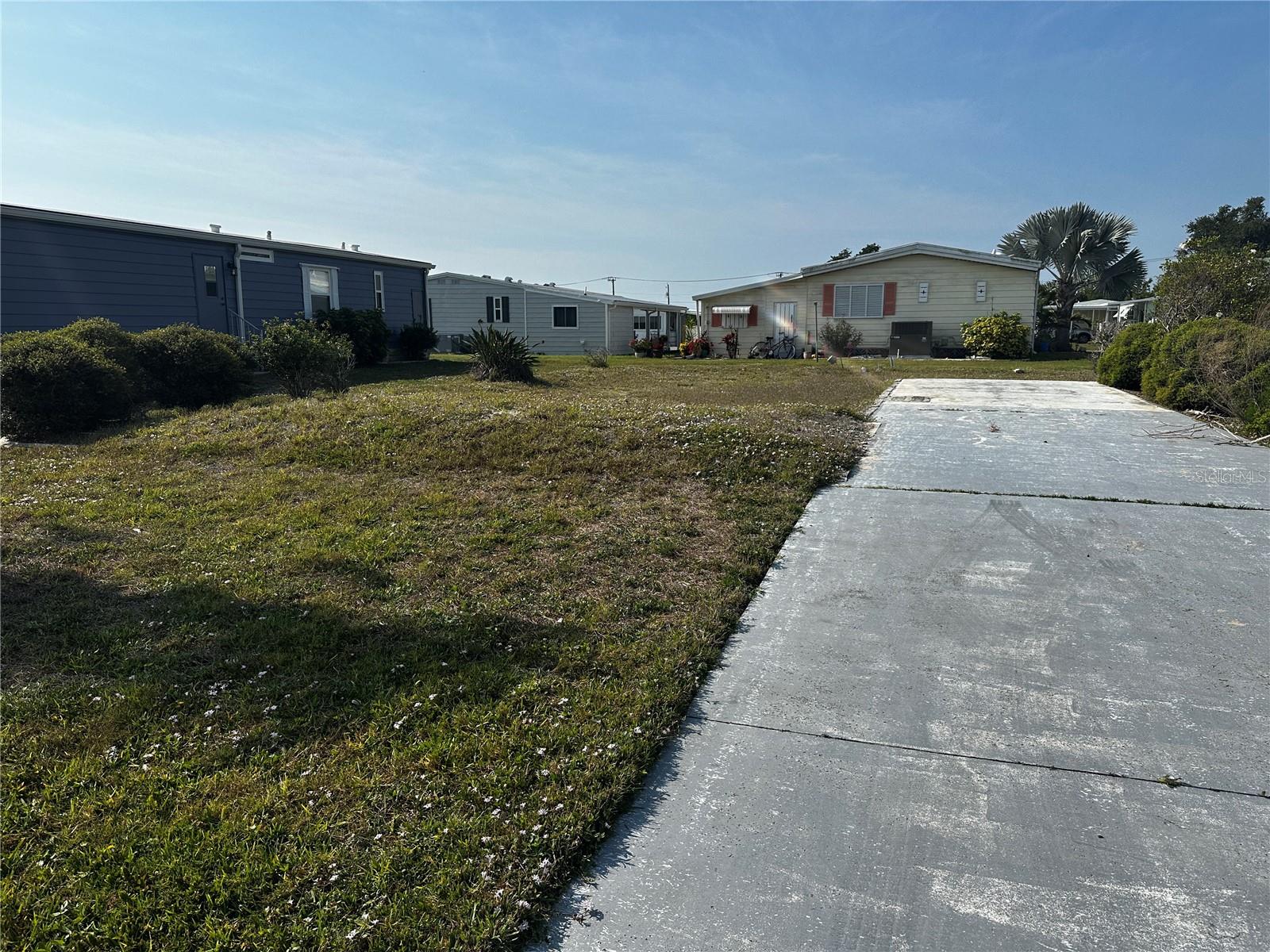 206 Schooner St Property Photo 2