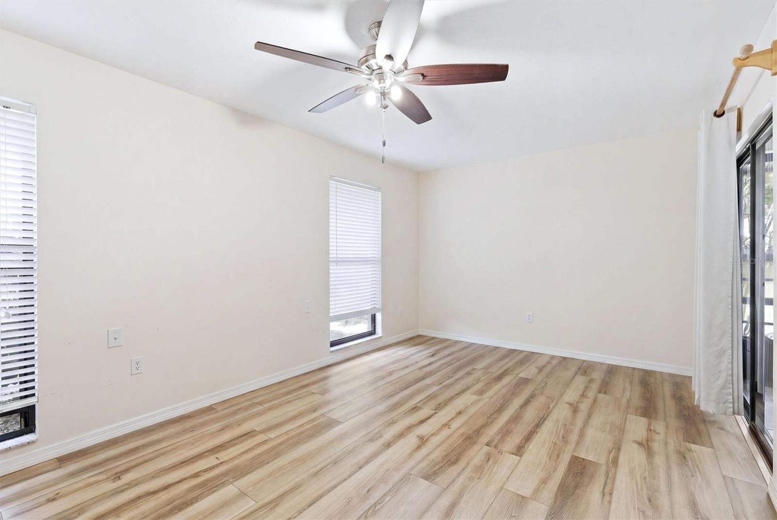 4793 Oak Forest Dr W #46 Property Photo 14
