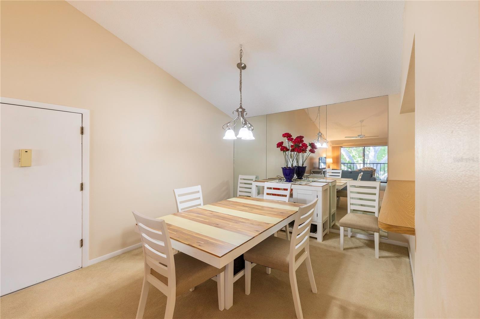 646 Bird Bay Dr E #207 Property Photo 2