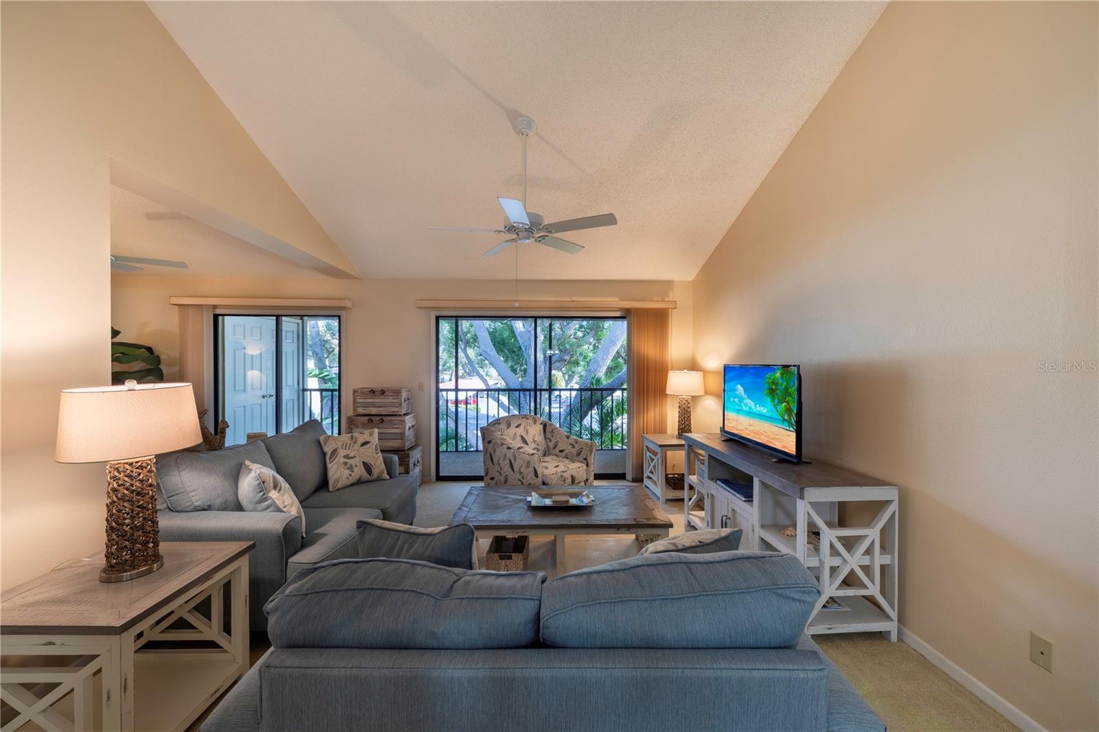 646 Bird Bay Dr E #207 Property Photo 7