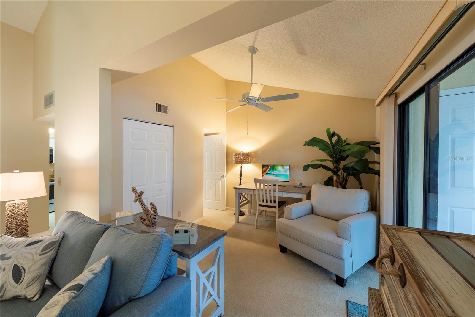 646 Bird Bay Dr E #207 Property Photo 11