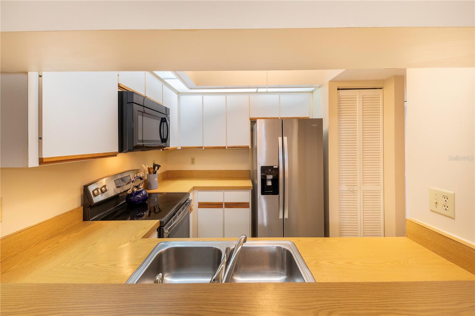 646 Bird Bay Dr E #207 Property Photo 16