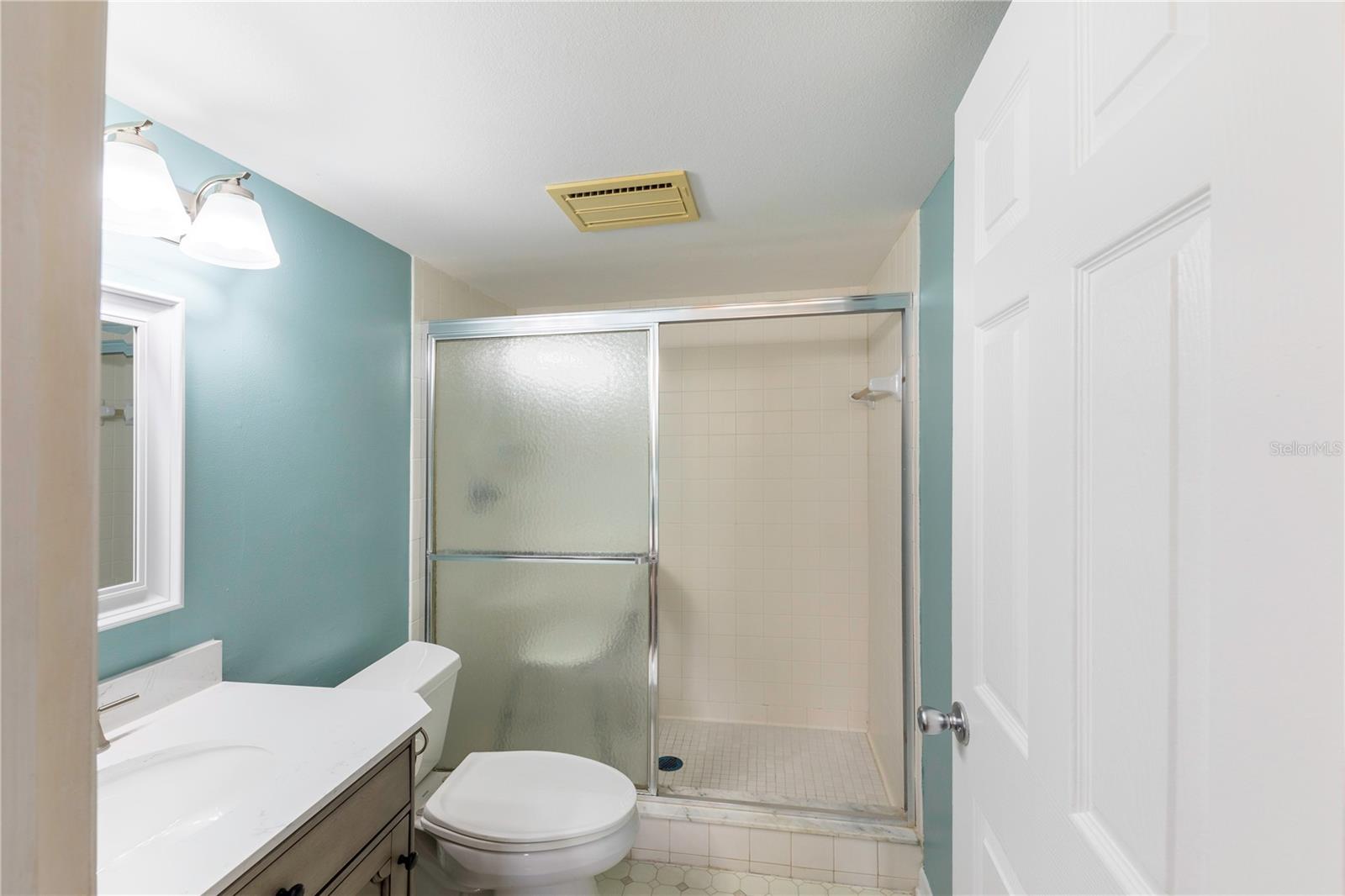 646 Bird Bay Dr E #207 Property Photo 19