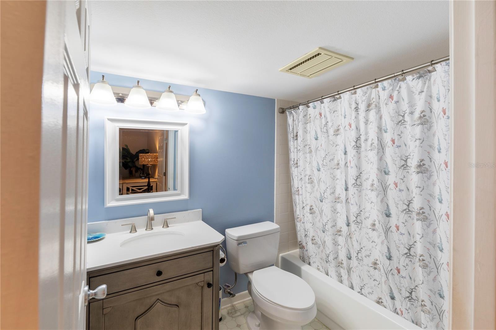 646 Bird Bay Dr E #207 Property Photo 22