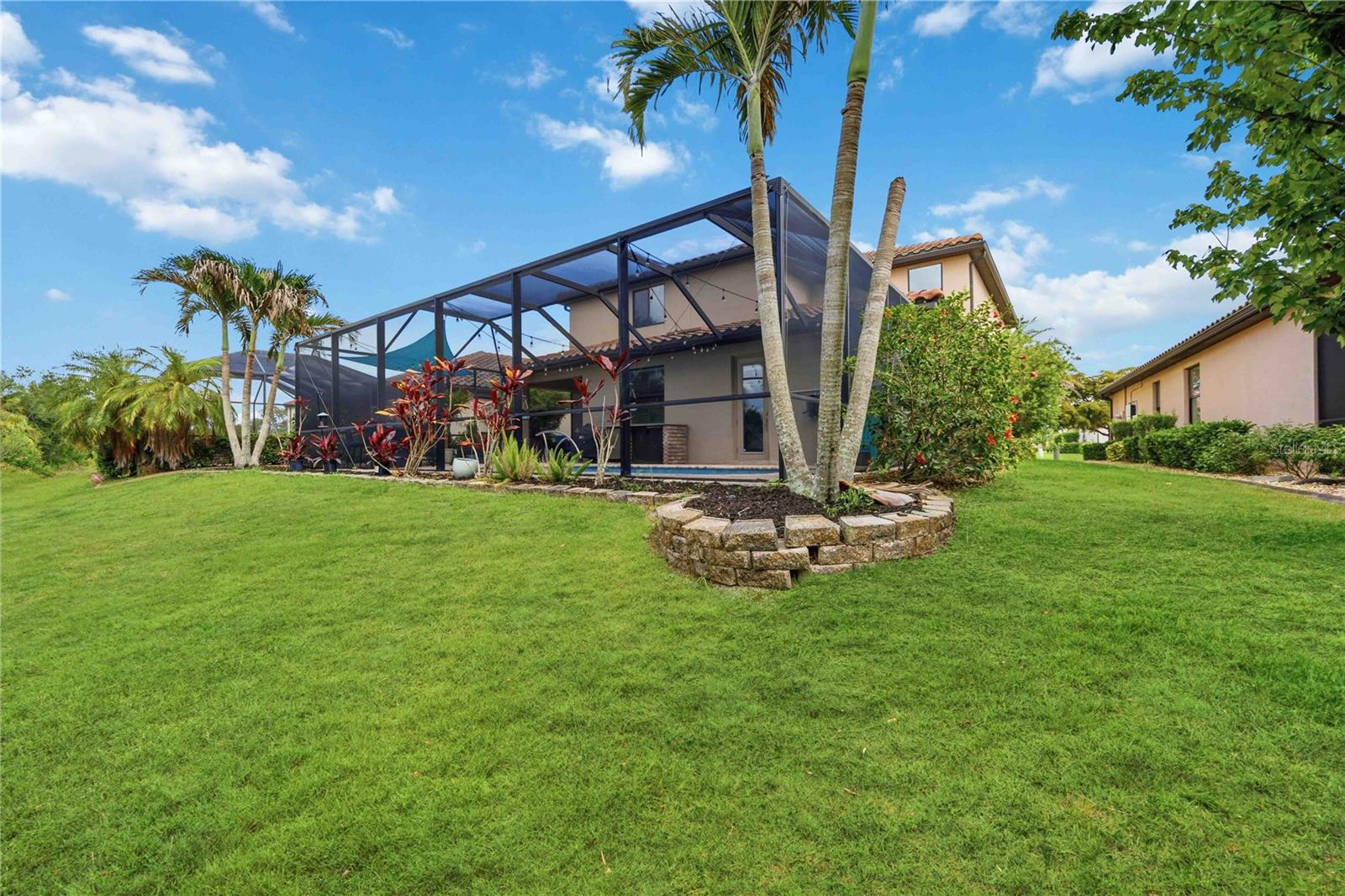 12744 Richezza Dr Property Photo 3