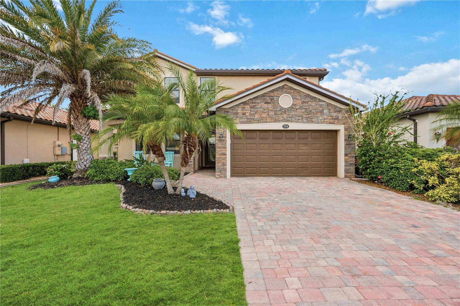 12744 Richezza Dr Property Photo 7