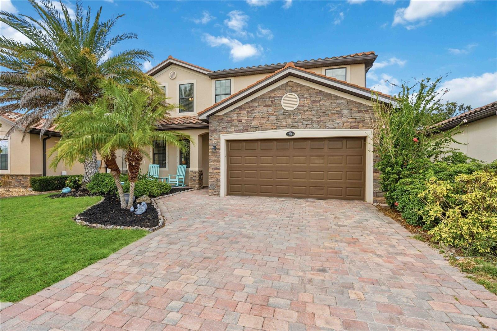 12744 Richezza Dr Property Photo 8