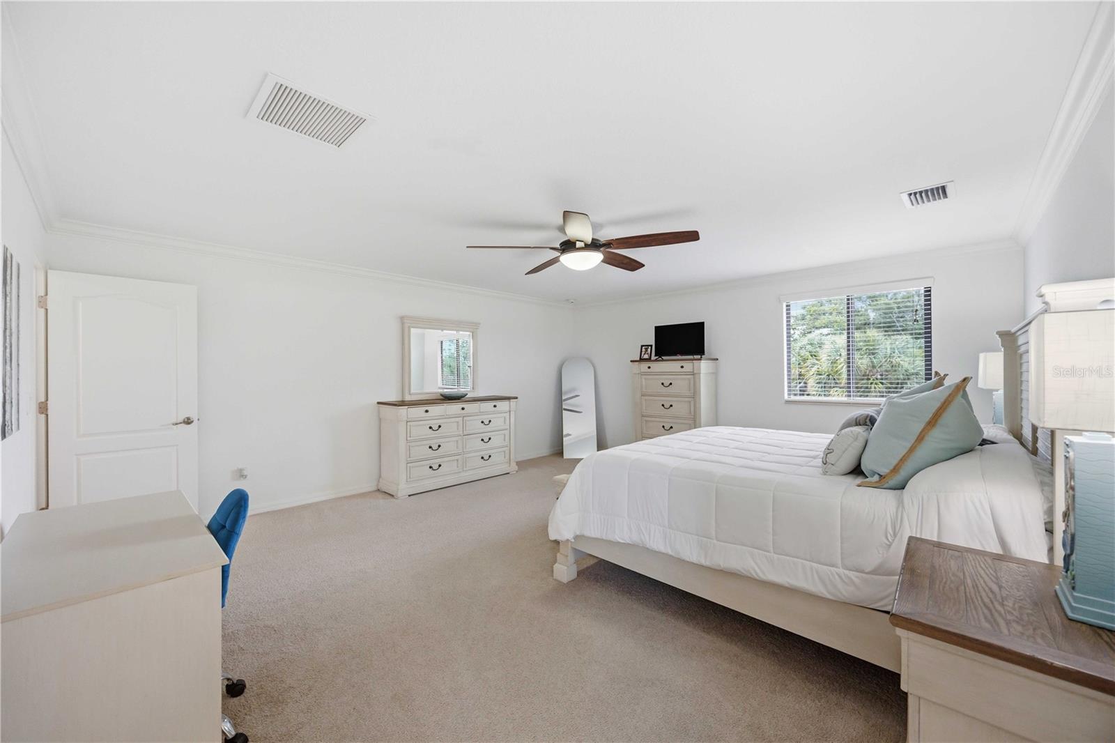 12744 Richezza Dr Property Photo 33