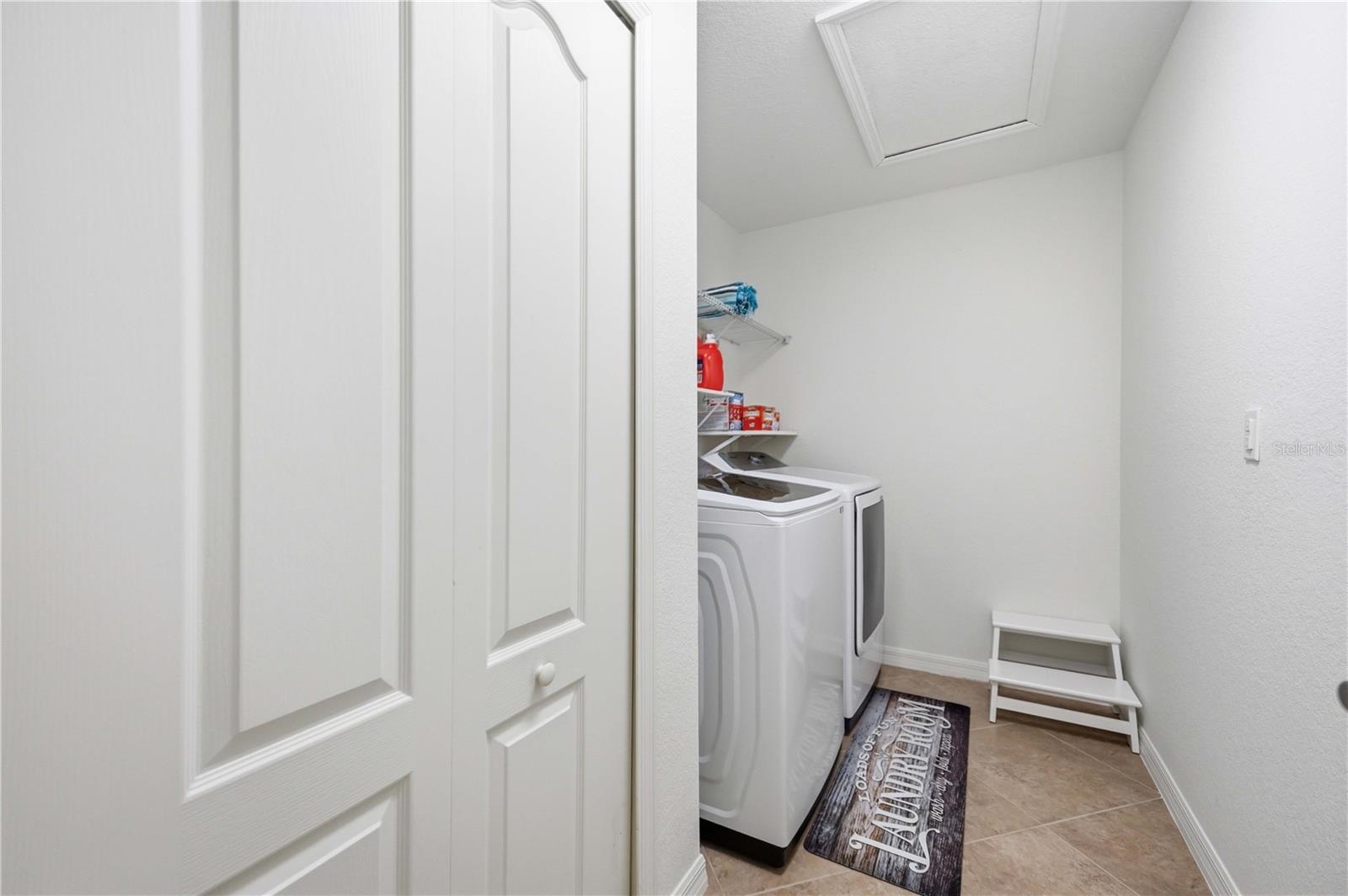 12744 Richezza Dr Property Photo 37