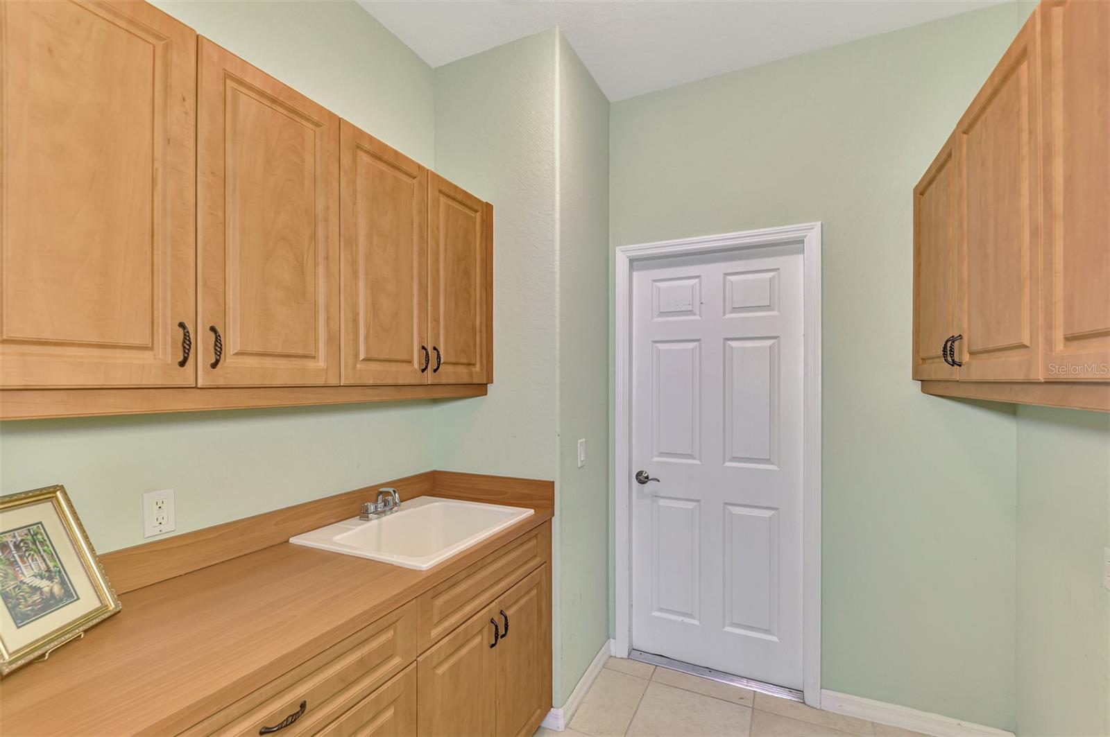 5879 Madison Rd Property Photo 18