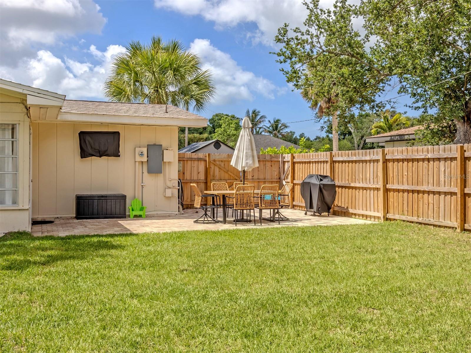 929 Cypress Ave Property Photo 24