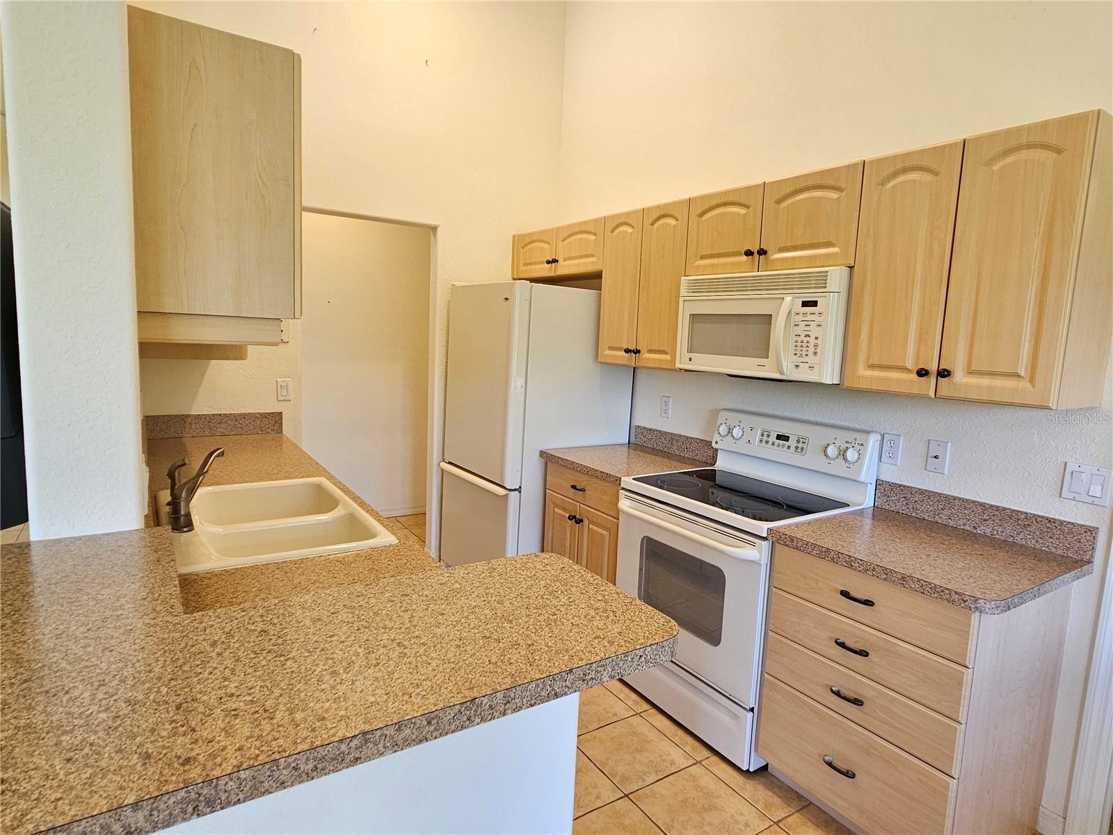 904 Casa Del Lago Way #904 Property Photo 20
