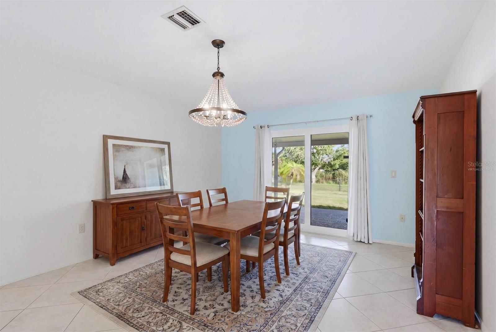 255 Rigel Rd Property Photo 4