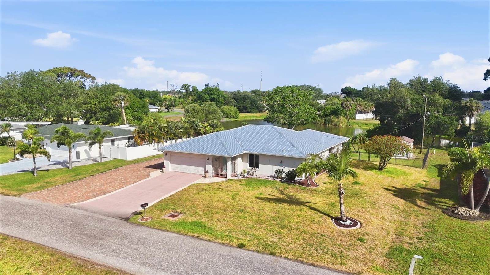 255 Rigel Rd Property Photo 13