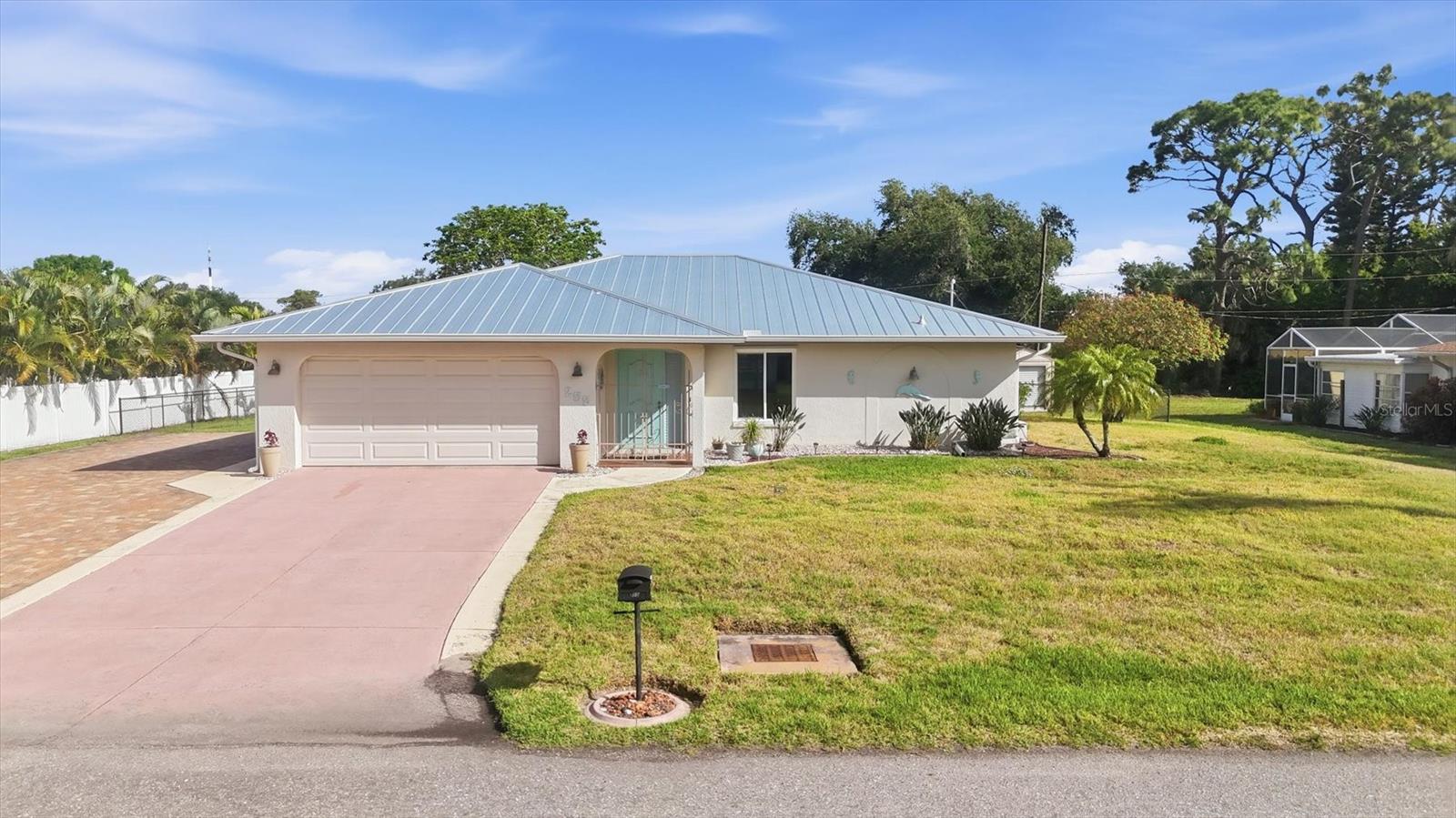 255 Rigel Rd Property Photo 15
