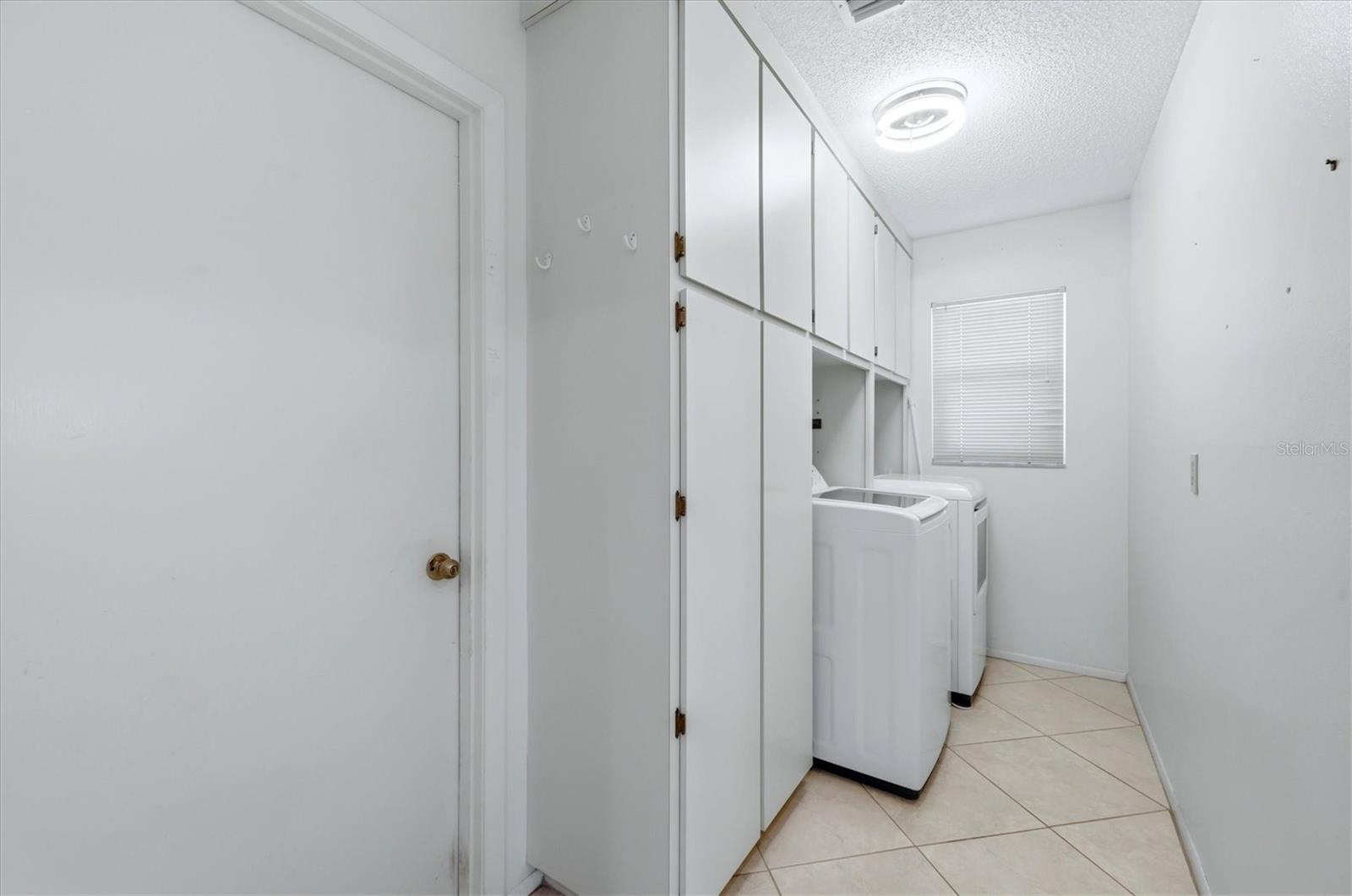 255 Rigel Rd Property Photo 38