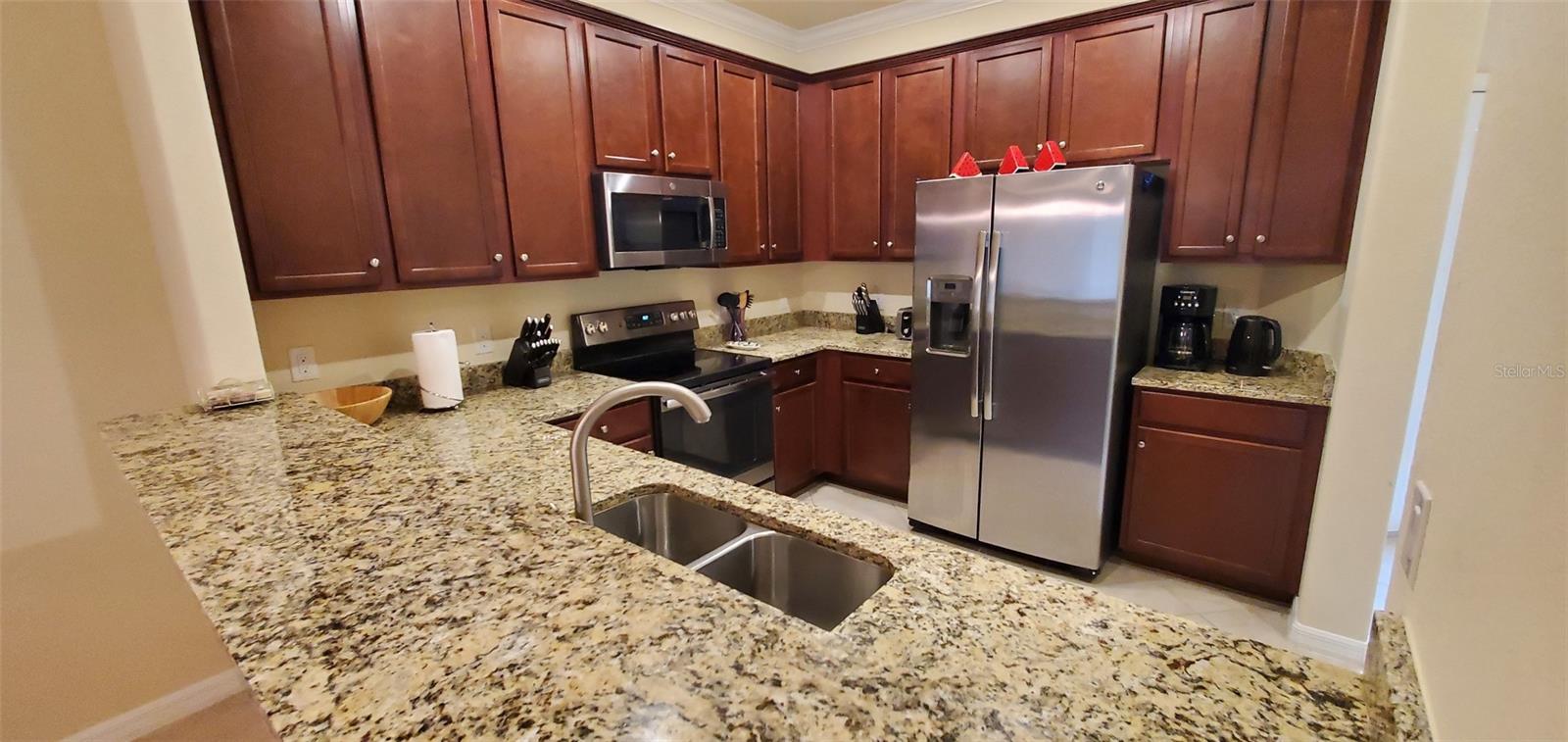 20229 Lagente Cir Property Photo 3