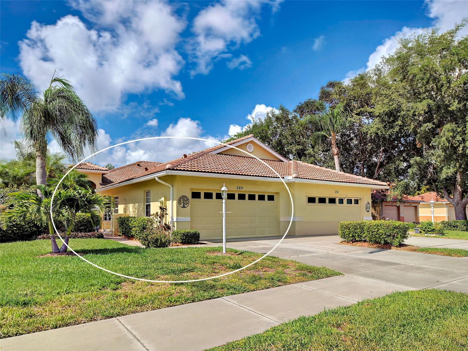 249 VISTA DEL LAGO WAY