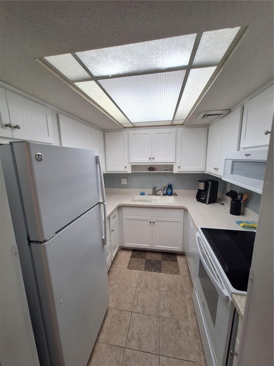 2437 Harbor Blvd #202 Property Photo 5