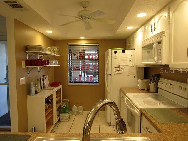 255 Mission Trl S #e Property Photo 6
