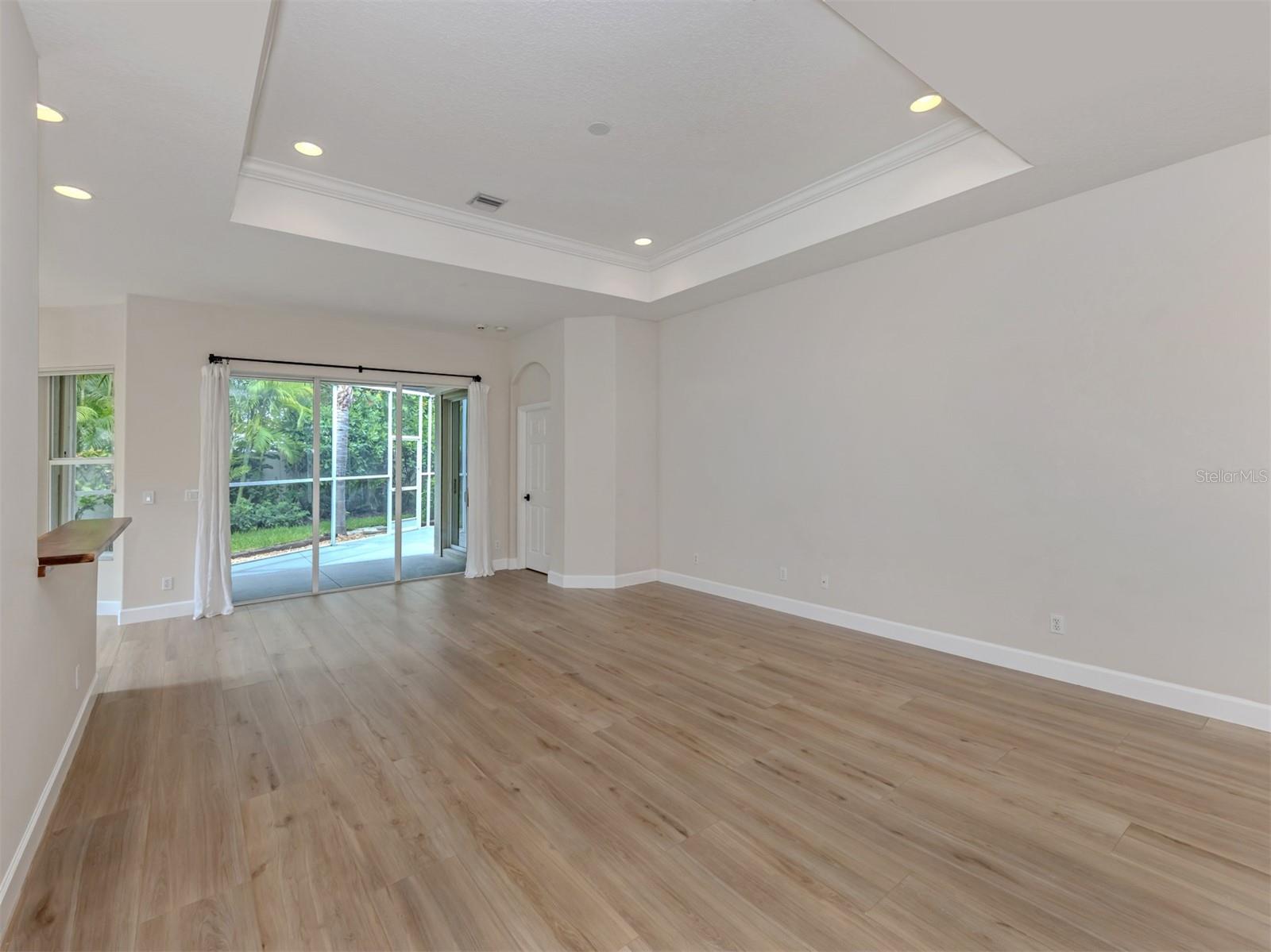 128 Amora Ave Property Photo 31