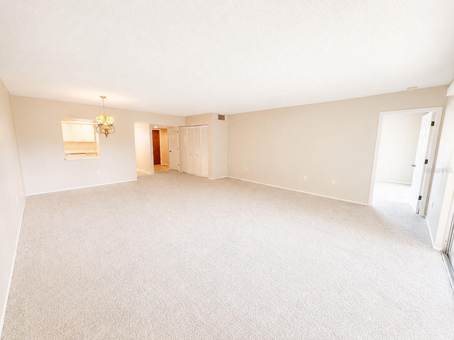 211 Rubens Dr #e Property Photo 9