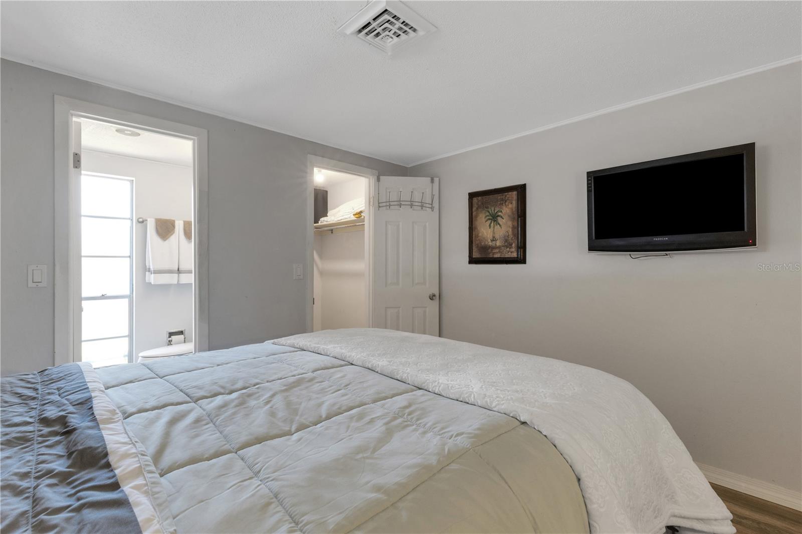 979 Kimball Rd Property Photo 16