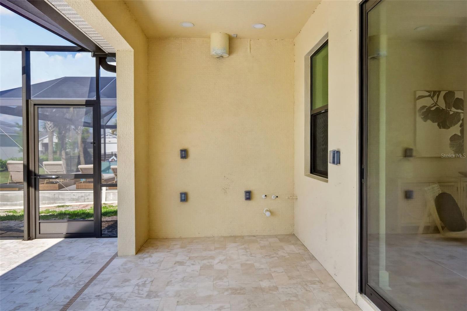 12938 Pinnacle Ln Property Photo 38