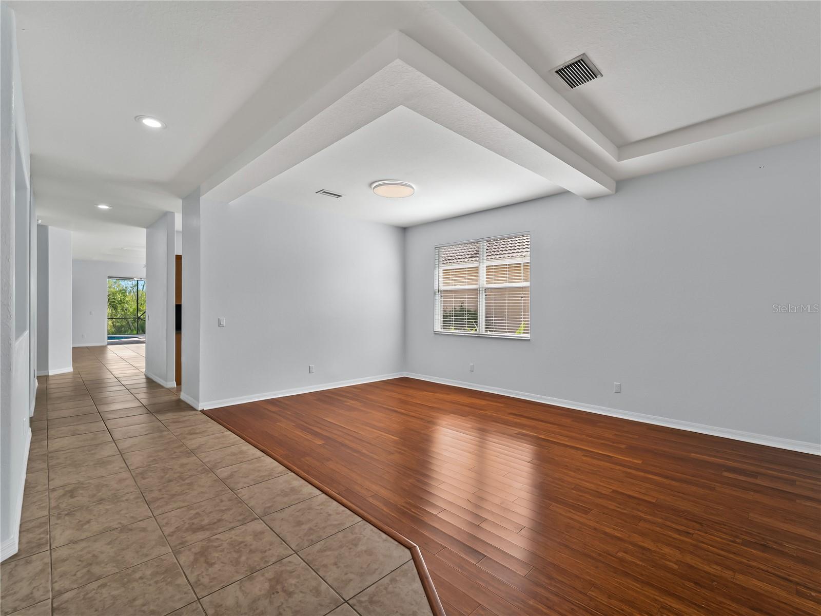 11631 Dancing River Dr Property Photo 16