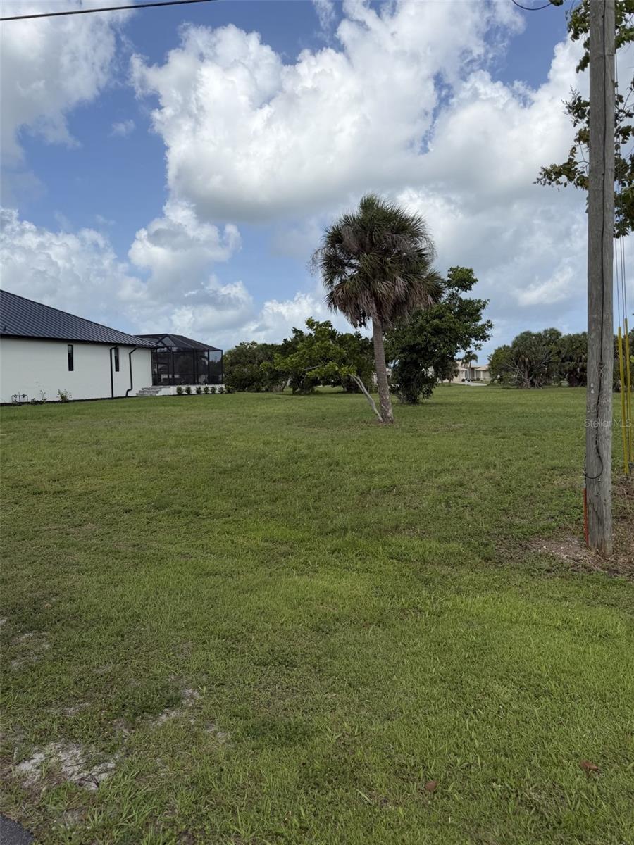 17157 Sarong Ln Property Photo 3