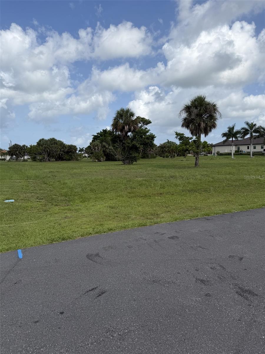 17157 Sarong Ln Property Photo 4