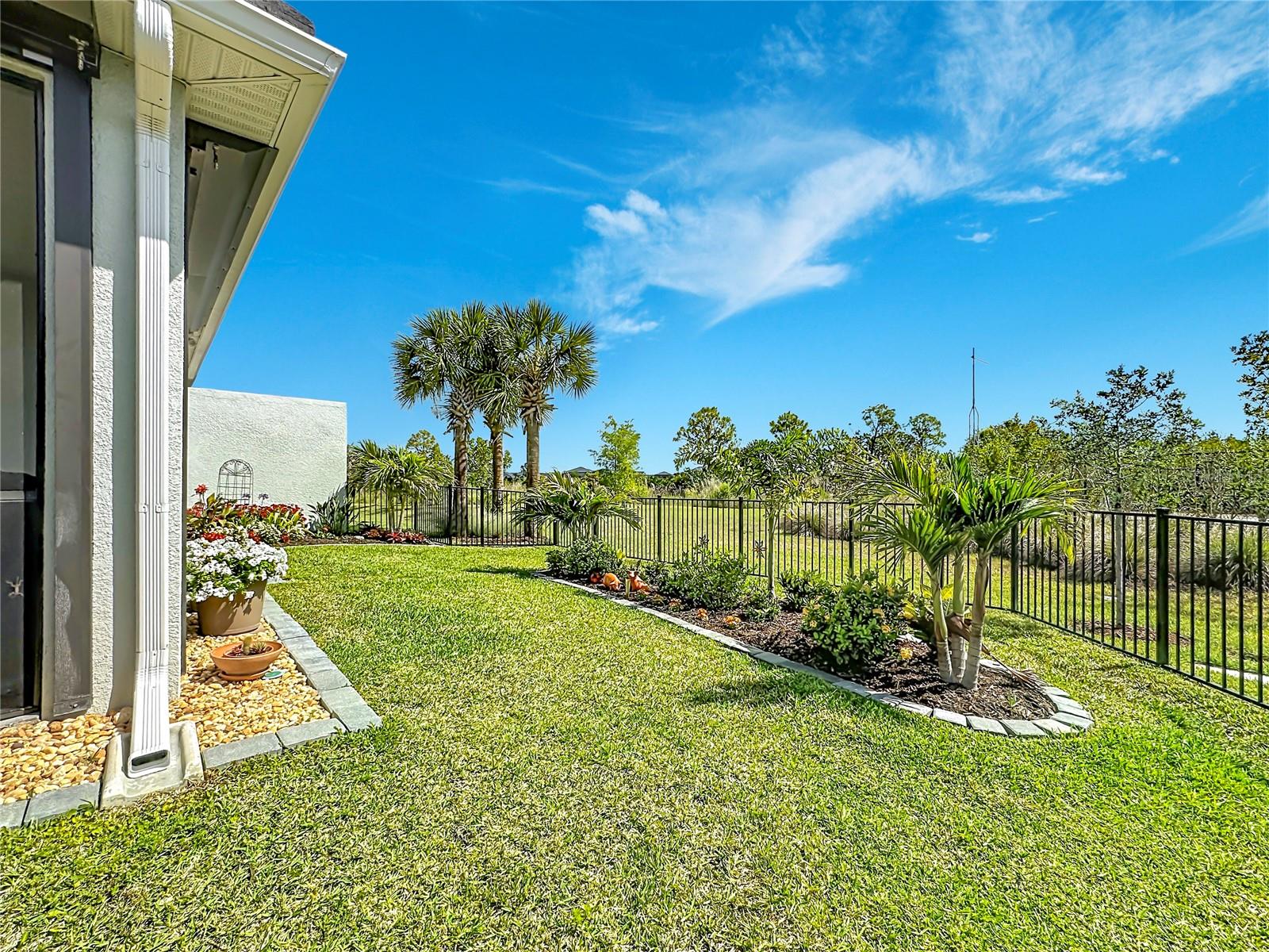 18604 Dayspring Pl Property Photo 3