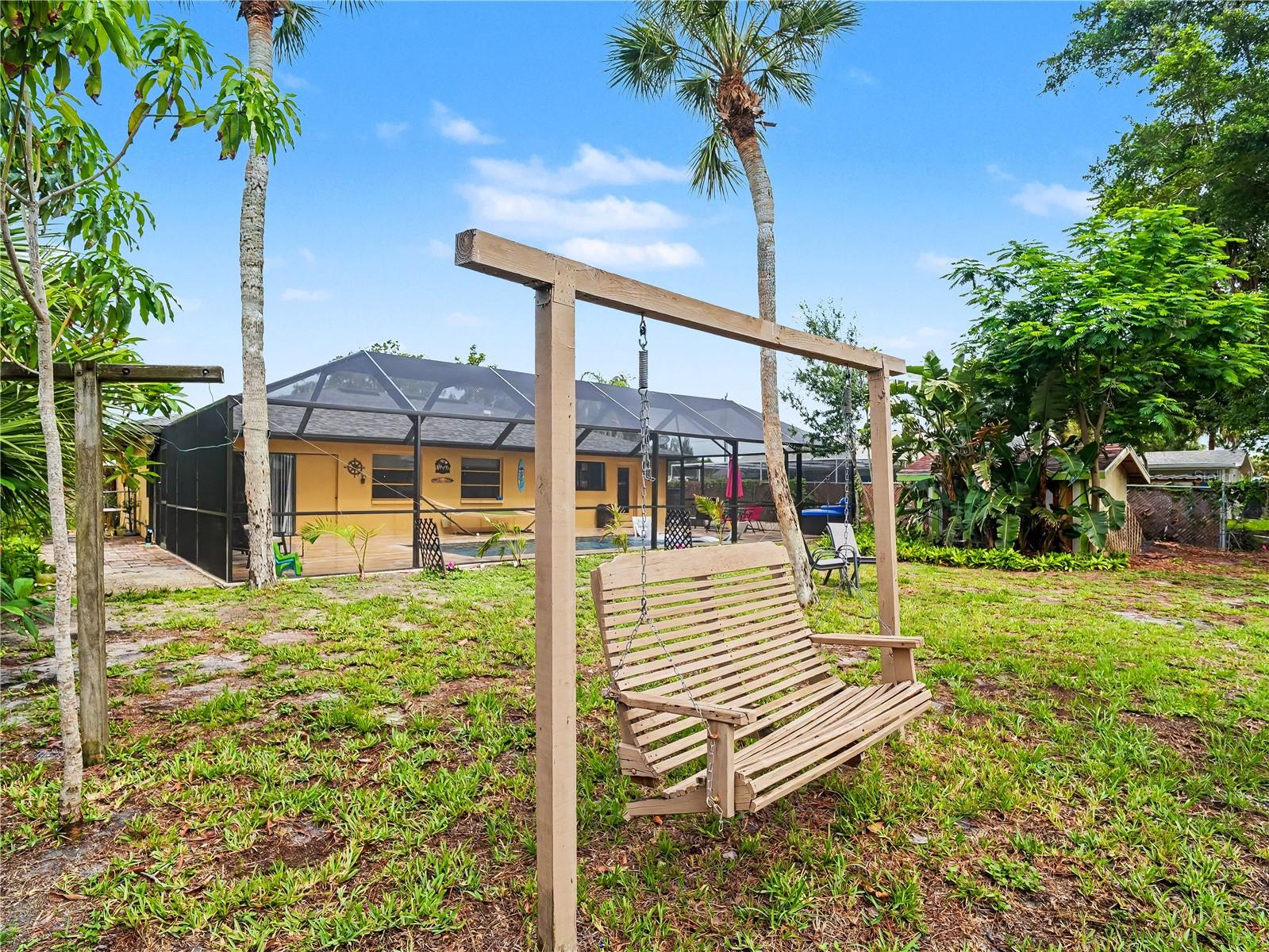 2320 Lake Shore Dr Property Photo 35