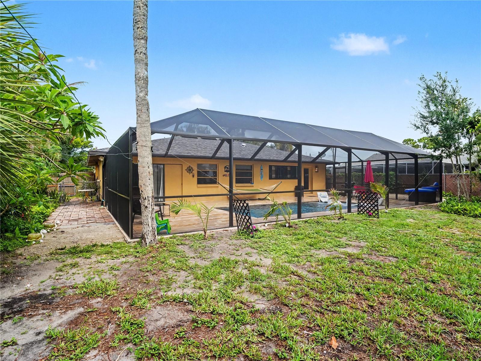 2320 Lake Shore Dr Property Photo 41