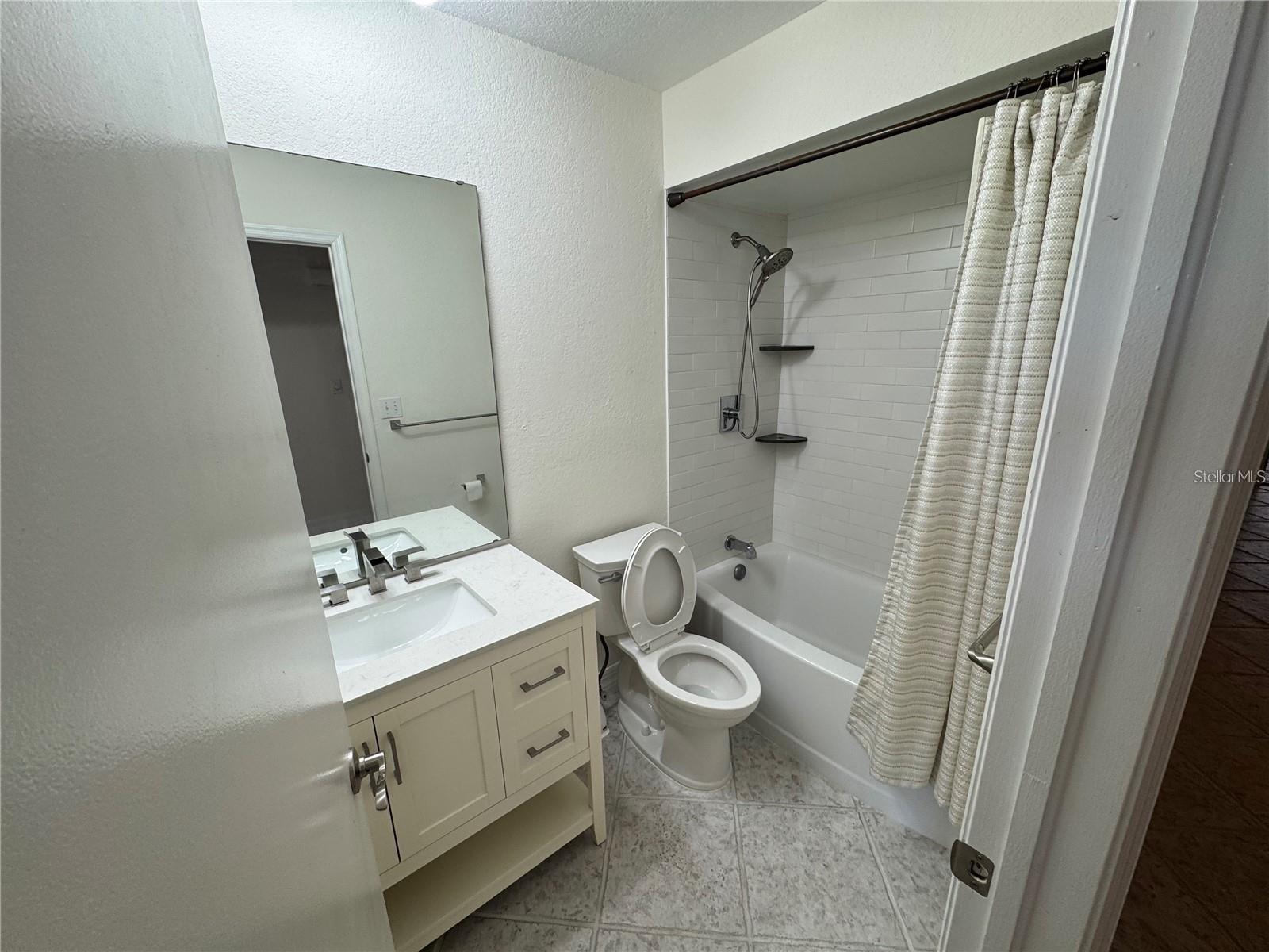 2275 S Mccall Rd #201 Property Photo 7