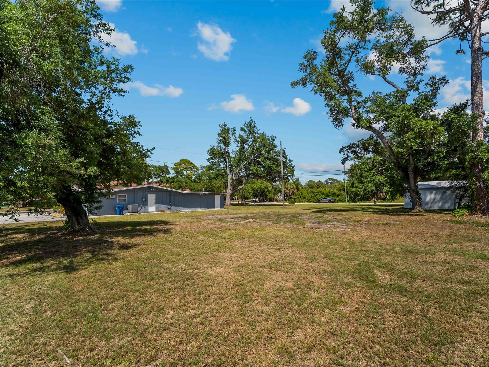 Shamrock Dr Property Photo 2