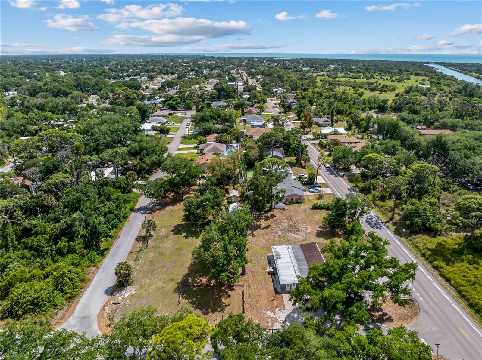 Dawn Dr Property Photo 3