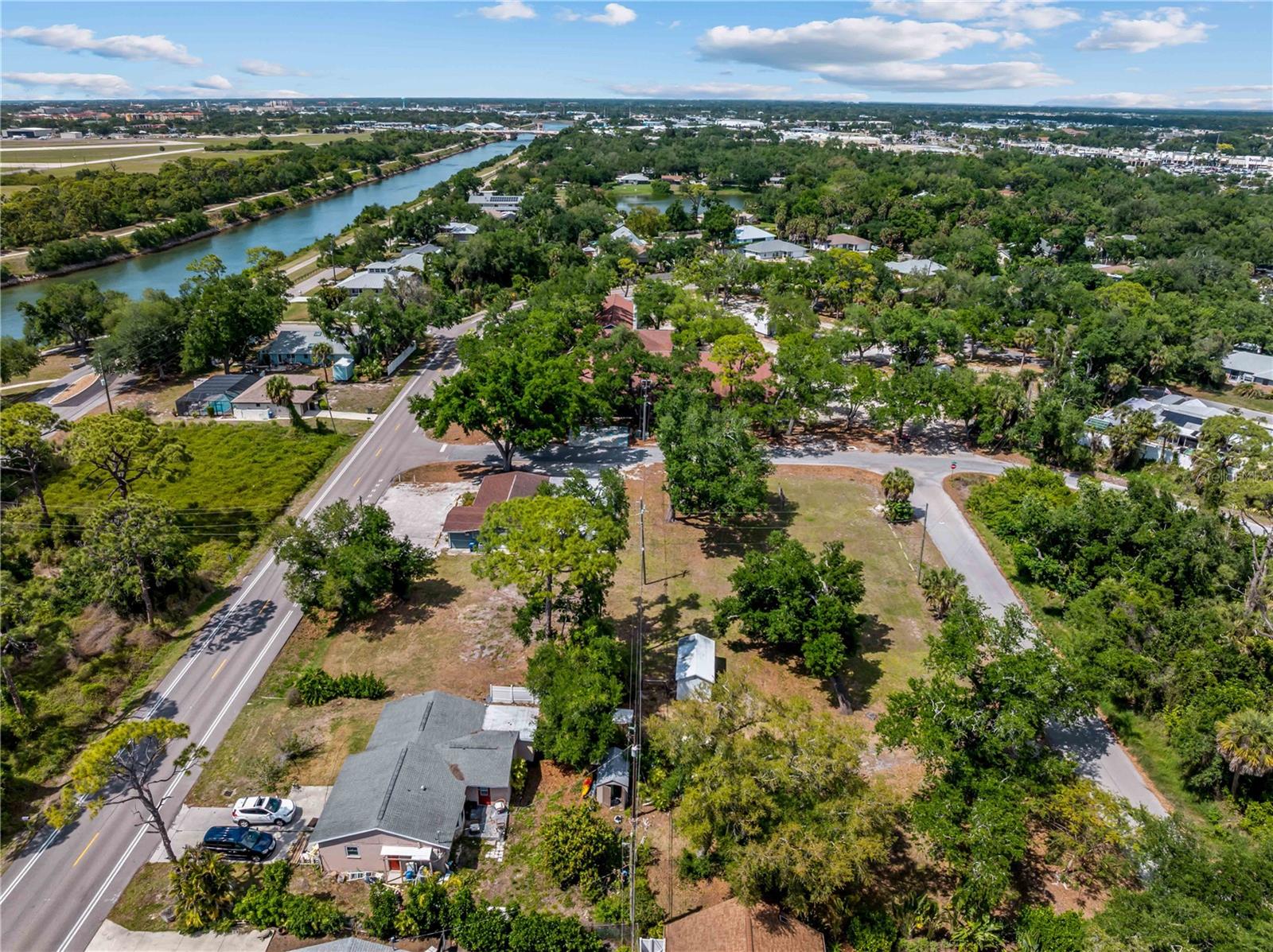 Dawn Dr Property Photo 6
