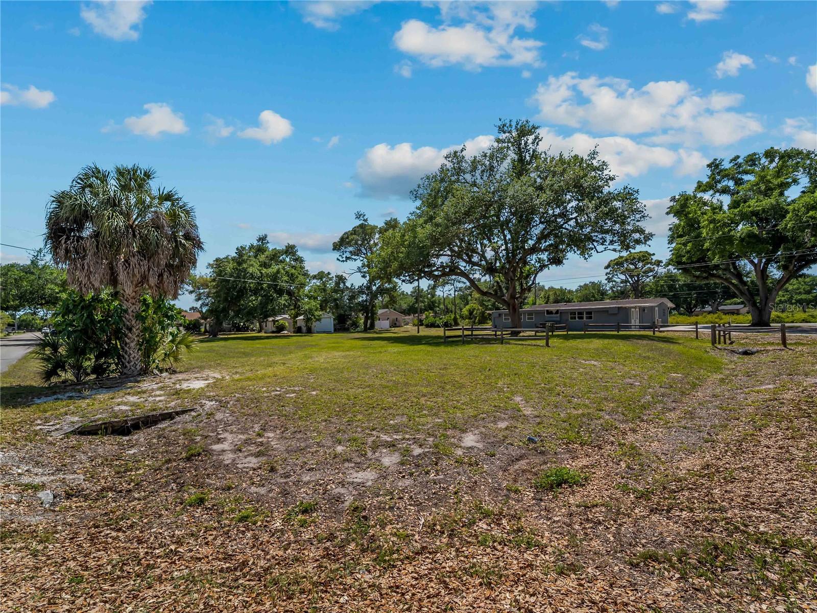 Dawn Dr Property Photo 12