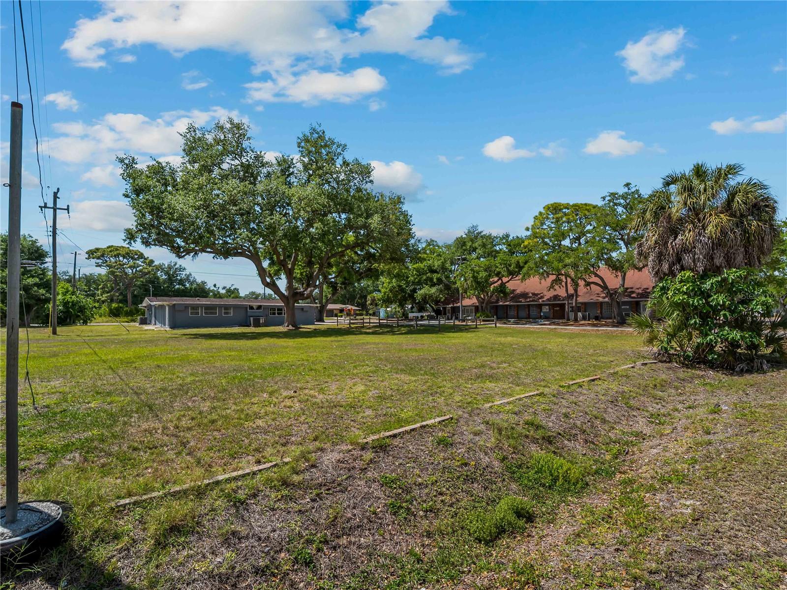 Dawn Dr Property Photo 14