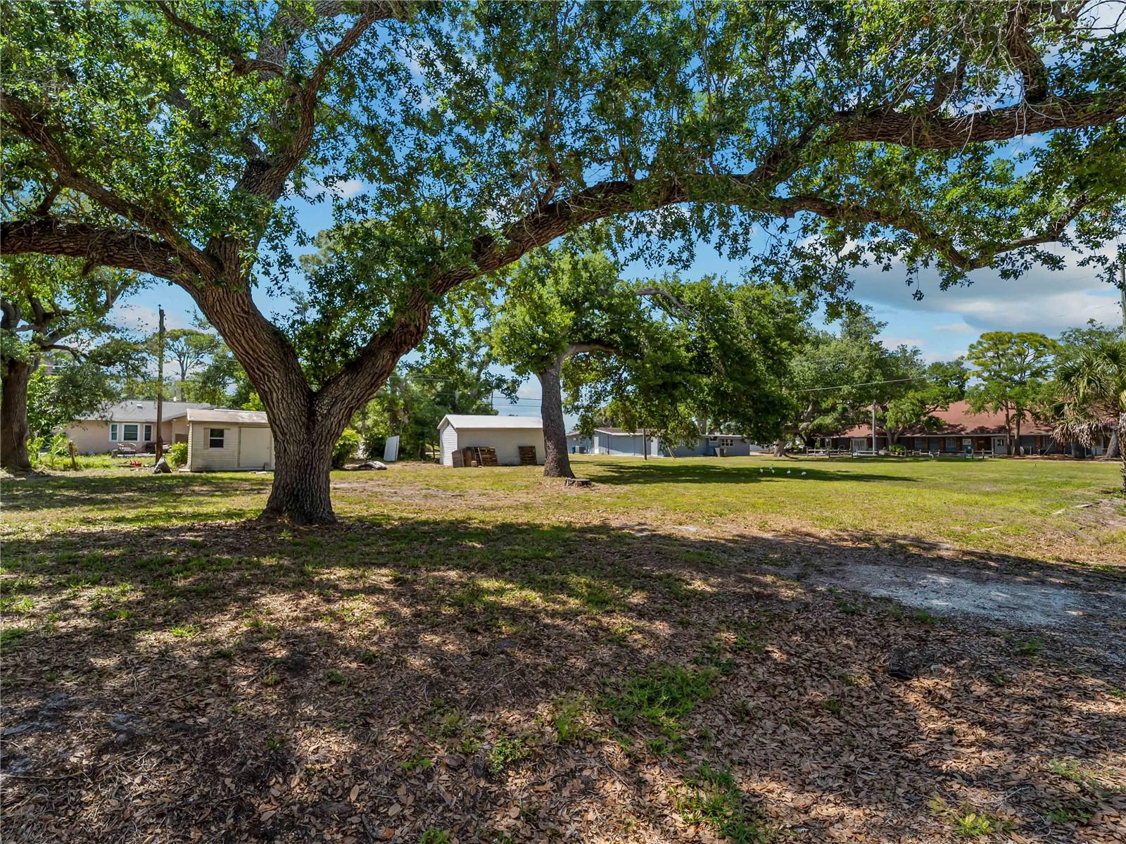 Dawn Dr Property Photo 17