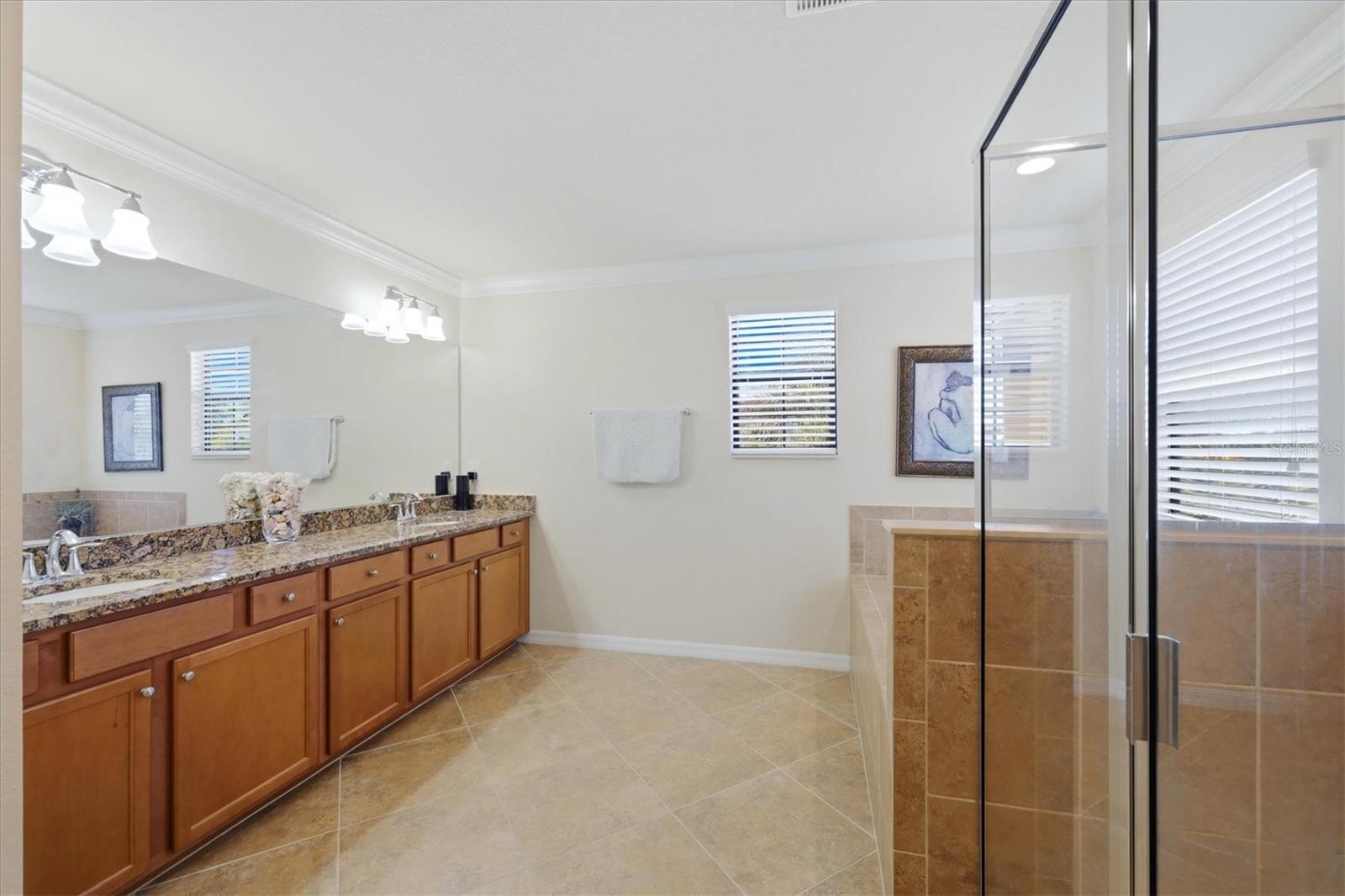 12505 Canavese Ln Property Photo 24