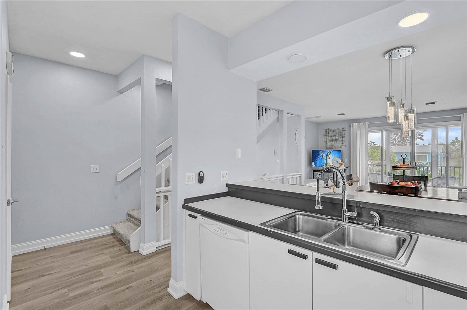 508 Forest Way Property Photo 16