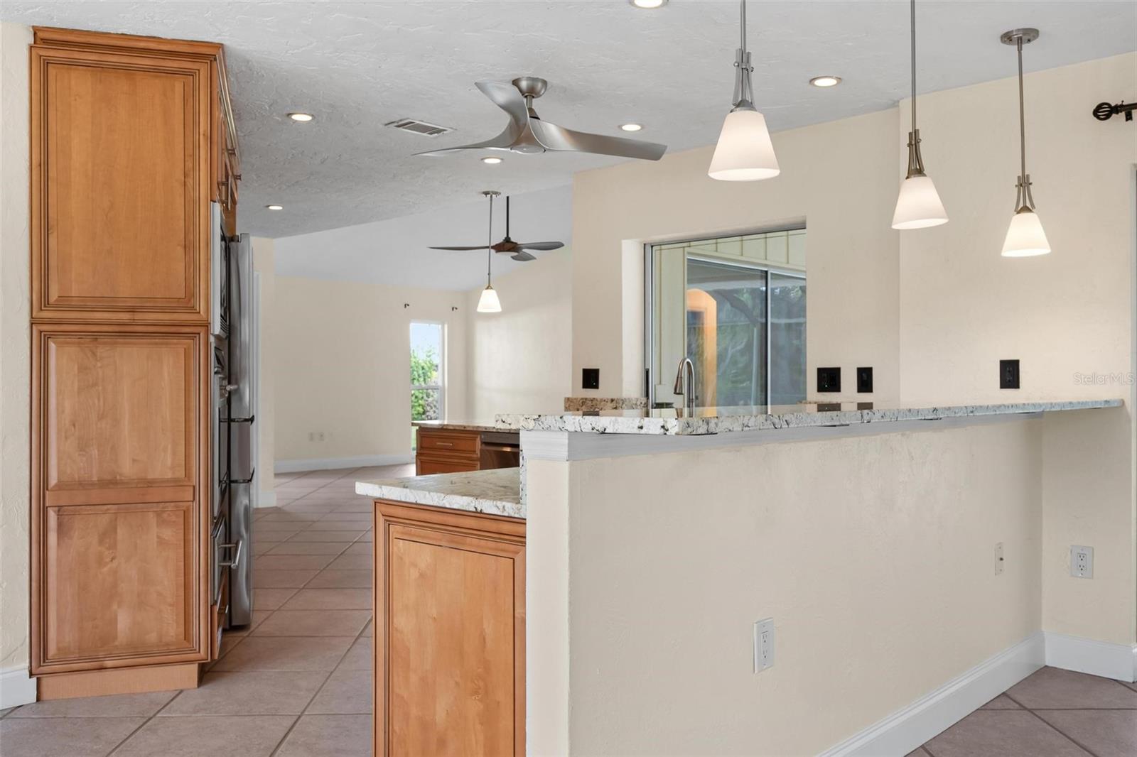 1011 Pine Forest Ct Property Photo 12